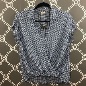 Hollister Blue/white pleaded top size S